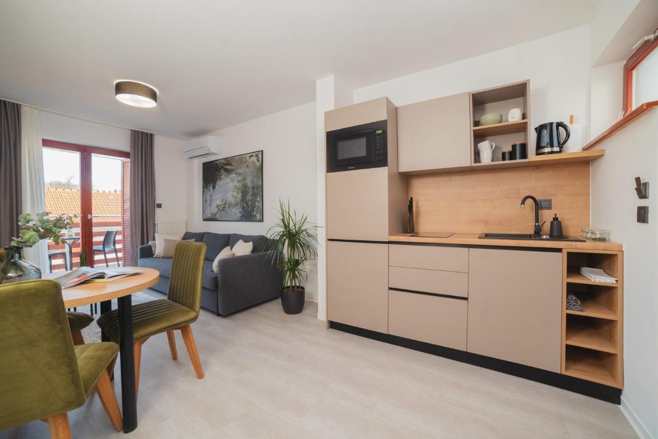 St. Martin'S Apartments Grkavescak Luaran gambar