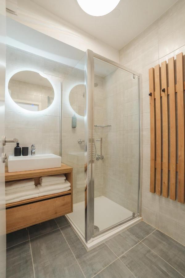 St. Martin'S Apartments Grkavescak Luaran gambar